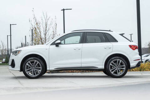 2022 Audi Q3 quattro S line Prem Plus 45 TFSI