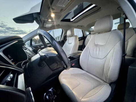 2014 Ford Fusion Hybrid Titanium