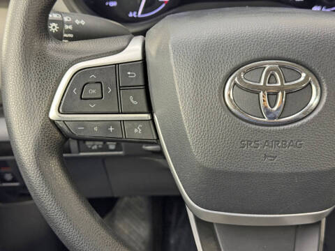 2021 Toyota Sienna LE 8-Passenger