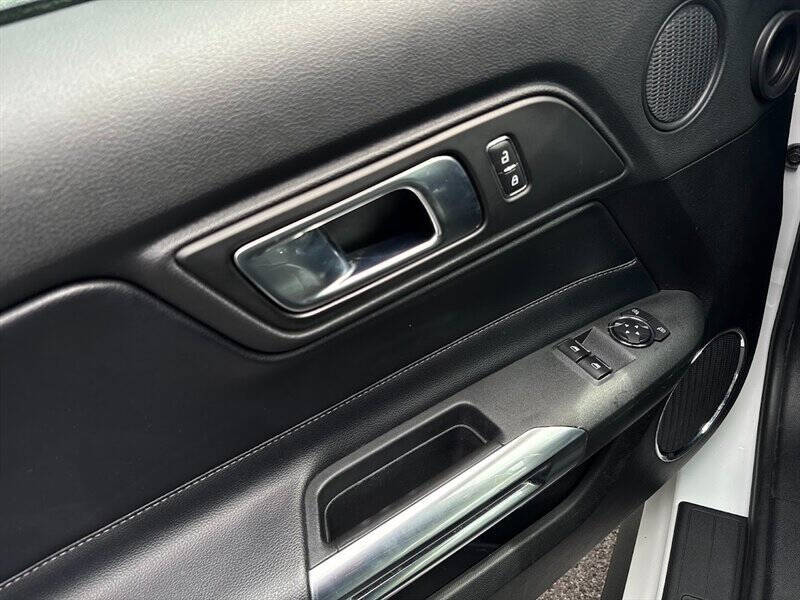 2021 Ford Mustang EcoBoost Premium