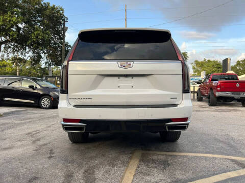 2021 Cadillac Escalade Luxury