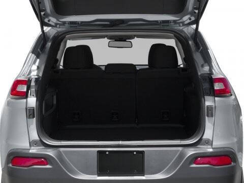 2017 Jeep Cherokee Sport