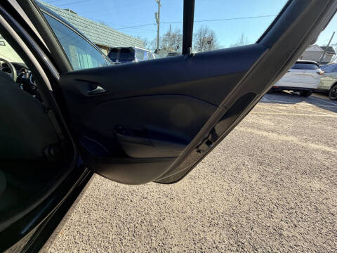 2018 Chevrolet Cruze LS Auto