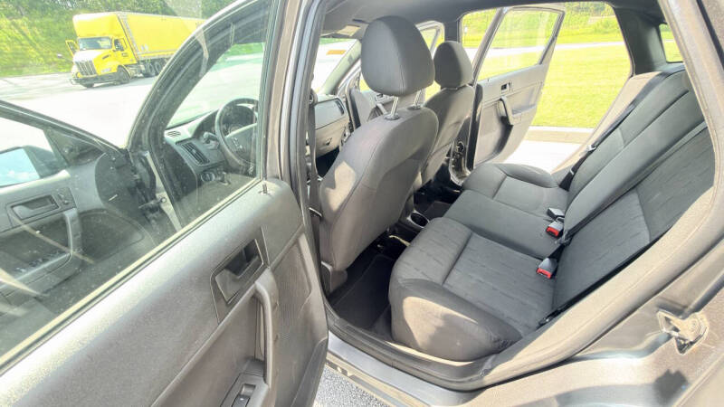 2010 Ford Focus SE