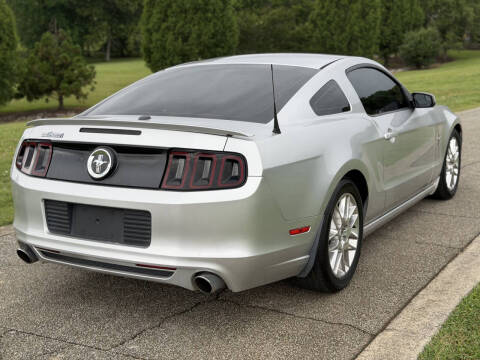 2013 Ford Mustang V6