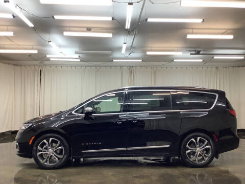 2026 Chrysler Pacifica Pinnacle