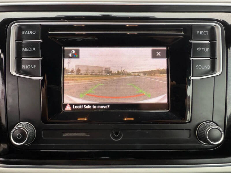 2018 Volkswagen Beetle Convertible