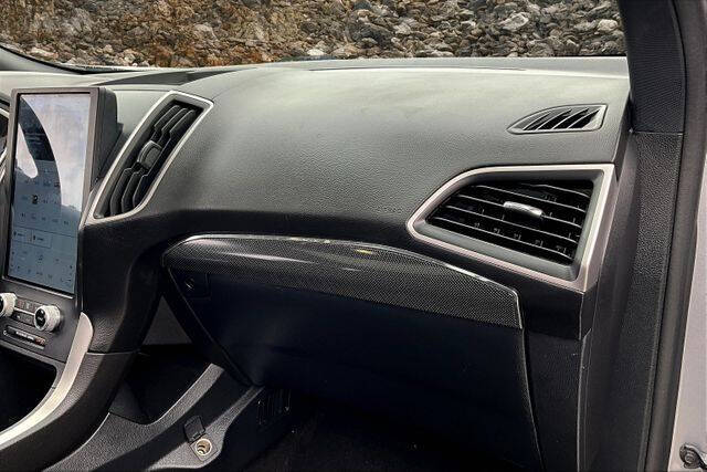 2021 Ford Edge ST-Line