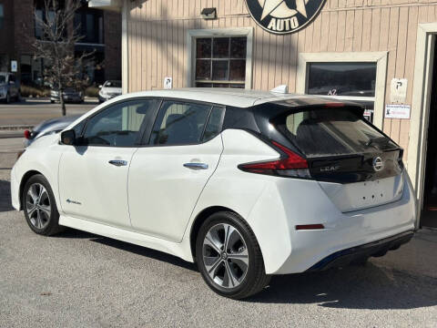 2018 Nissan LEAF SV