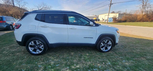 2017 Jeep Compass for sale at URIEL's AUTOMOTIVE LLC in Middletown, OH