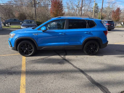 2023 Volkswagen Taos SE 4Motion