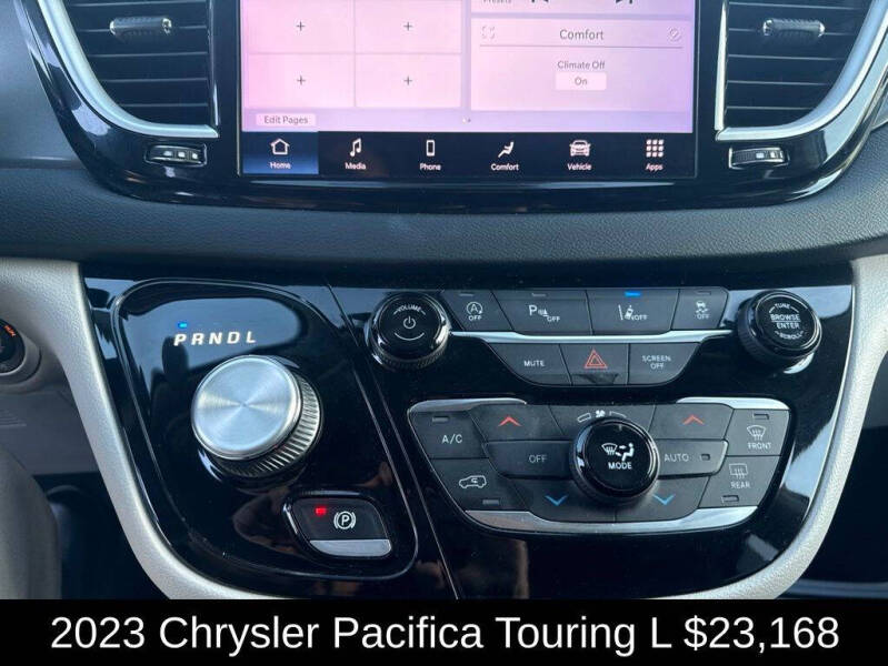 2023 Chrysler Pacifica Touring L