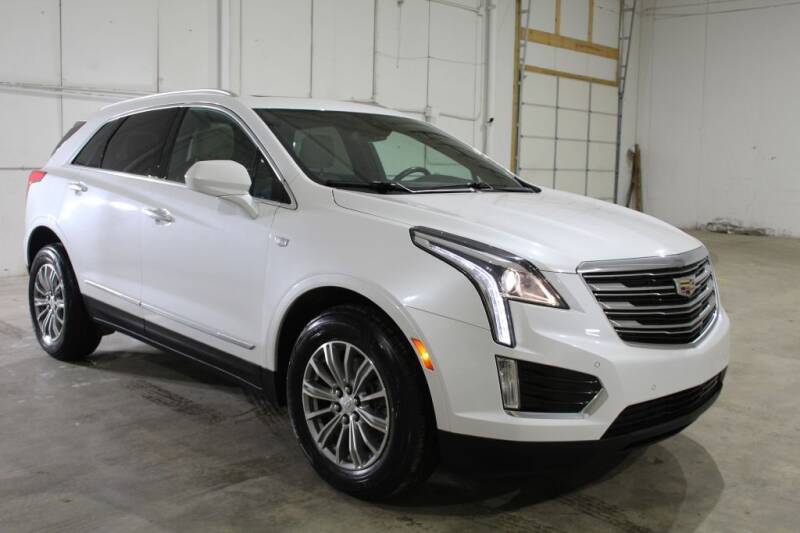 2017 Cadillac XT5 for sale at SHAFER AUTO GROUP in Columbus OH
