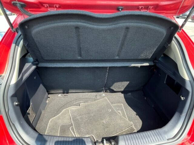 2014 Kia Rio 5-Door LX