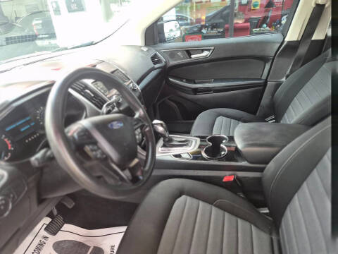 2018 Ford Edge SE