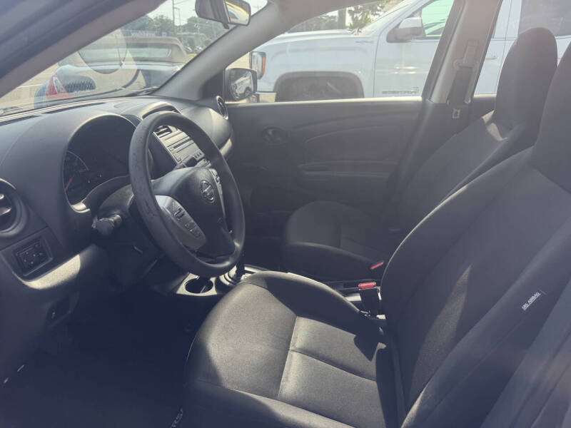 2017 Nissan Versa 1.6 S