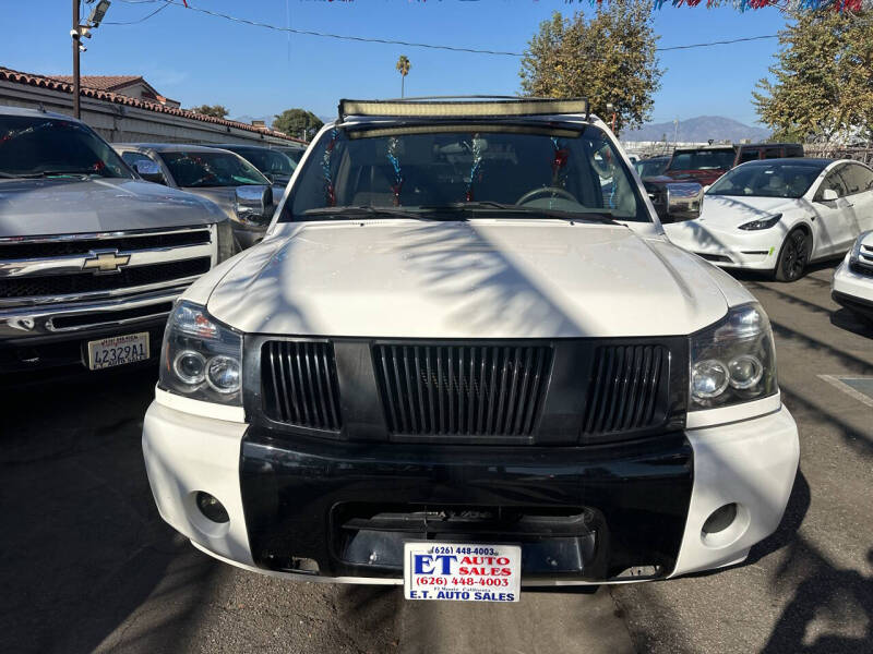 2004 Nissan Armada LE photo 8