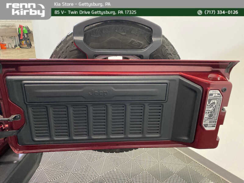 2021 Jeep Wrangler Islander