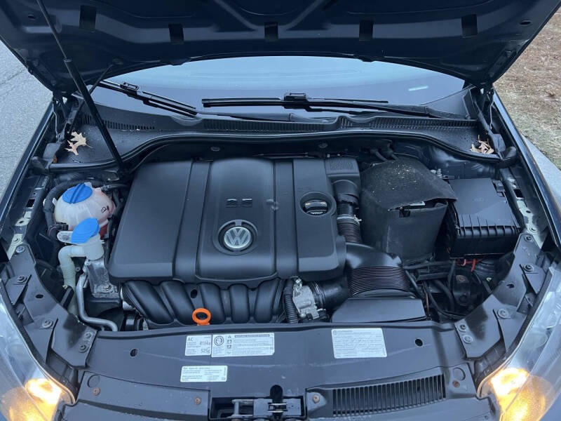 2012 Volkswagen Golf 2.5L PZEV