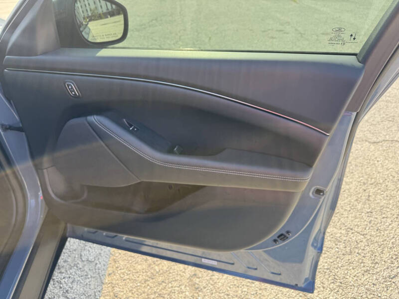 2023 Ford Mustang Mach-E Select