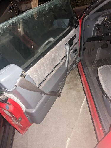 1991 Pontiac Sunbird SE