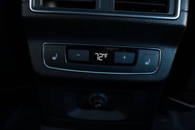 2019 Audi Q5 quattro Prestige 45 TFSI