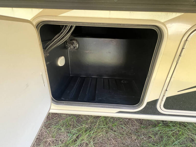 2021 Thor Motor Coach Windsport 34J