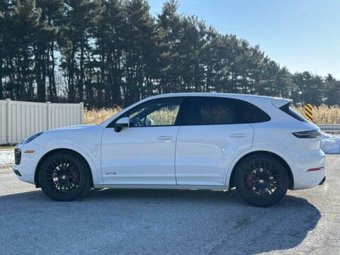2022 Porsche Cayenne GTS