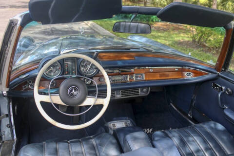 1970 Mercedes-Benz 280-Class