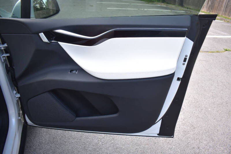 2018 Tesla Model X 100D