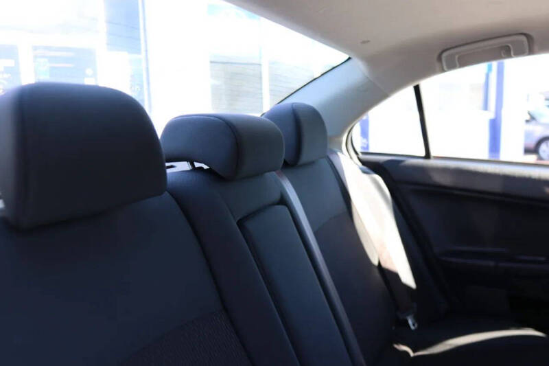 2017 Mitsubishi Lancer