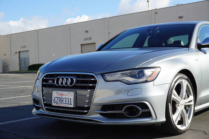 2013 Audi S6 4.0T quattro Prestige