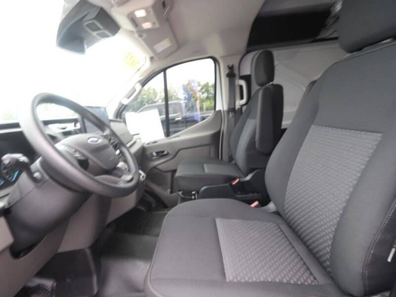 2023 Ford E-Transit