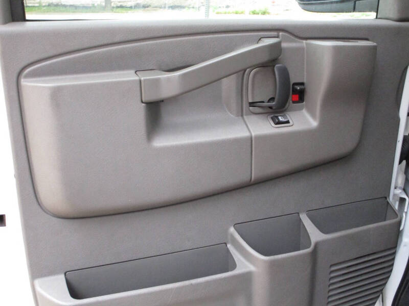 2020 Chevrolet Express 2500