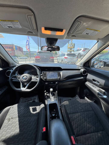 2021 Nissan Kicks SV