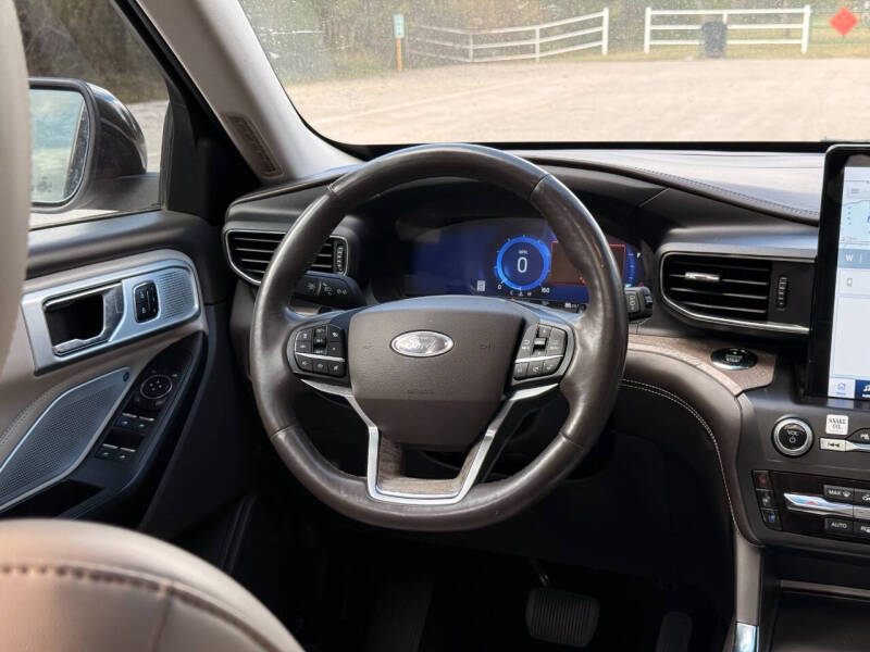 2020 Ford Explorer Platinum