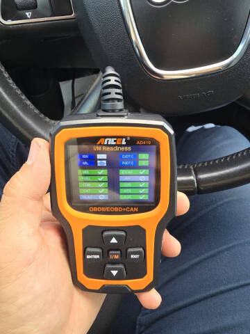 2010 Audi A4 2.0T quattro Premium Plus