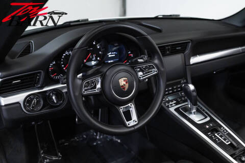 2017 Porsche 911 Carrera
