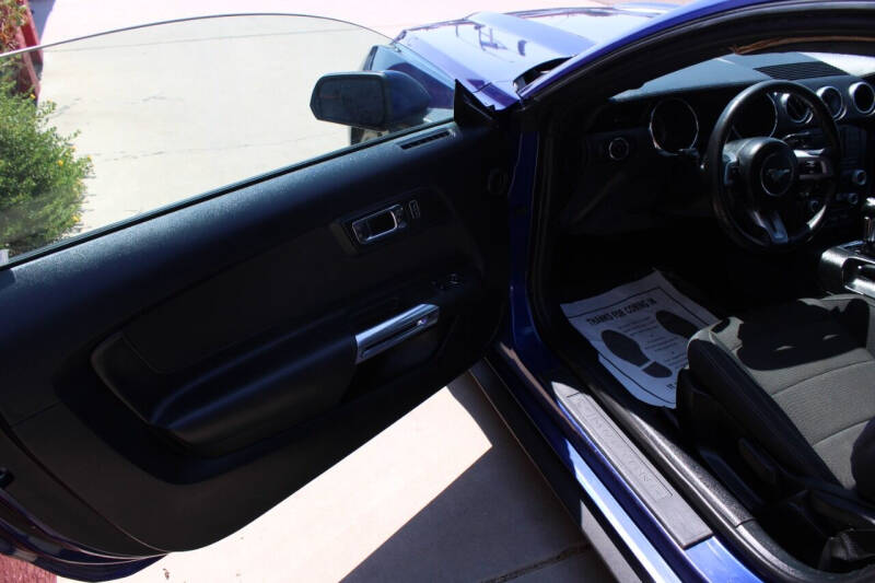 2016 Ford Mustang V6