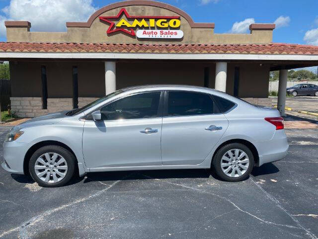 2019 Nissan Sentra S's photo