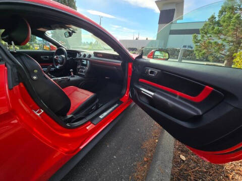 2019 Ford Mustang EcoBoost