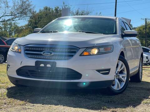 2011 Ford Taurus for sale at Texas Select Autos LLC in Mckinney TX