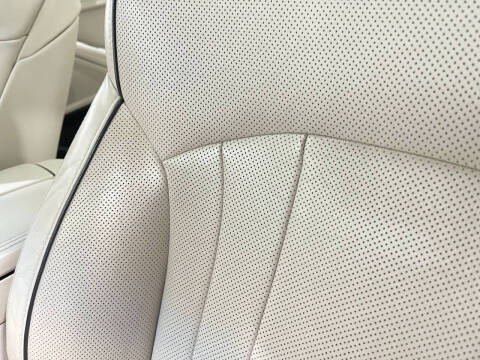2017 Genesis G80