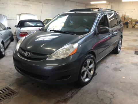 2007 Toyota Sienna for sale at City Auto in King George VA