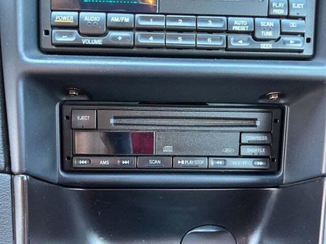 1996 Ford Mustang SVT Cobra 26