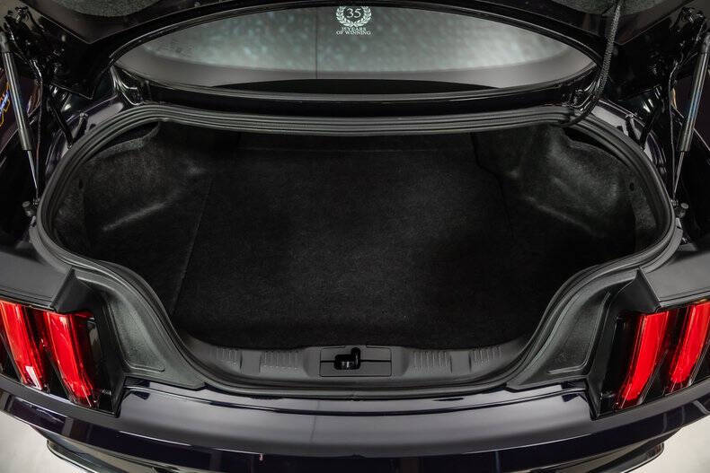 2022 Ford Mustang