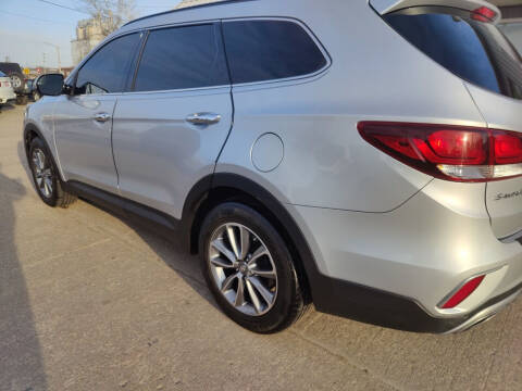 2017 Hyundai Santa Fe SE