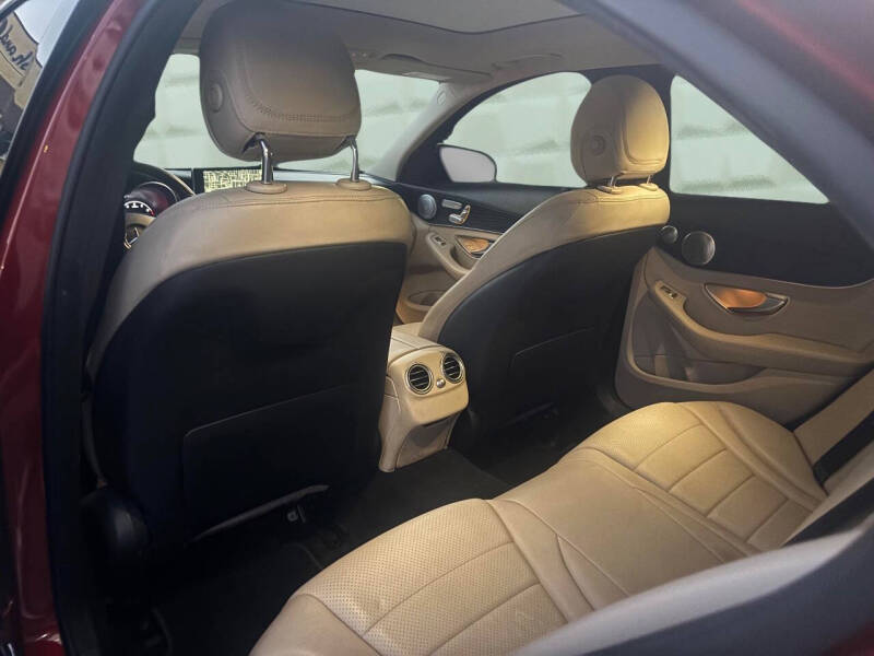 2016 Mercedes-Benz C-Class C 300