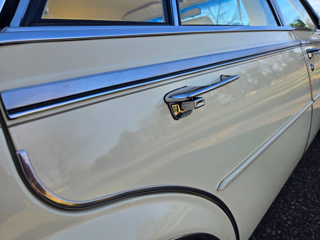 1984 Cadillac Seville 48