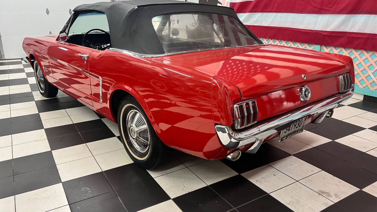 1965 Ford Mustang 16